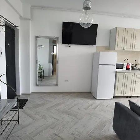 Elira Blackxy Mamaia Nord & Parking Included