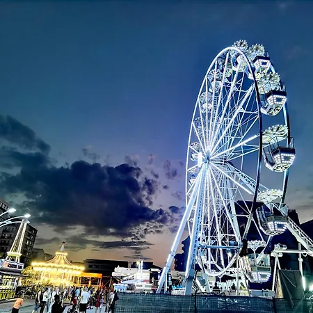 Elira Blackxy Mamaia Nord & Parking Included