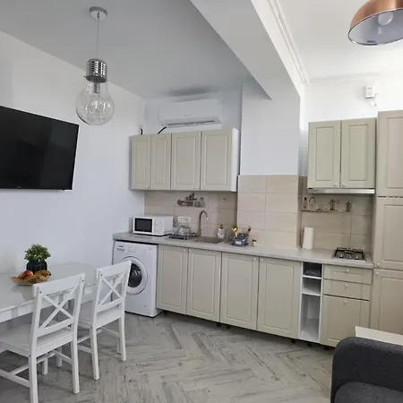 Elira Blackxy Mamaia Nord & Parking Included