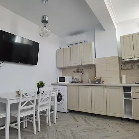 Apartment Elira Blackxy Mamaia Nord & Parking Included *