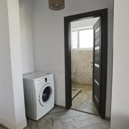Apartment Elira Blackxy Mamaia Nord & Parking Included
